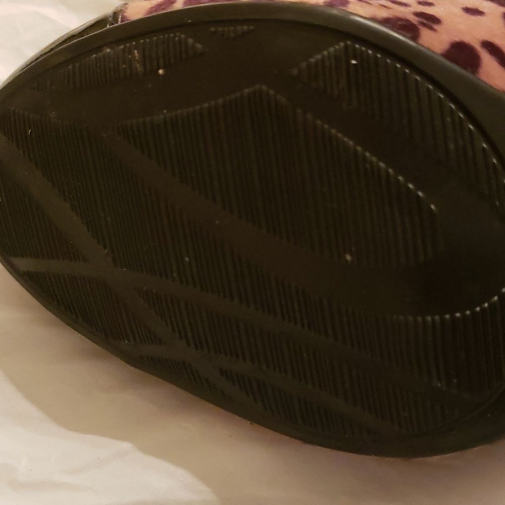 Shoes - Picture 9 of 9